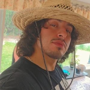 Meet your Posher, Ricky